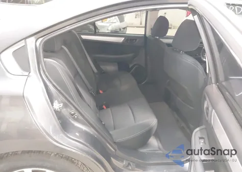 2019 Subaru Legacy 2.5I из США, поврежденный, VIN 4S3BNAB63K3012890